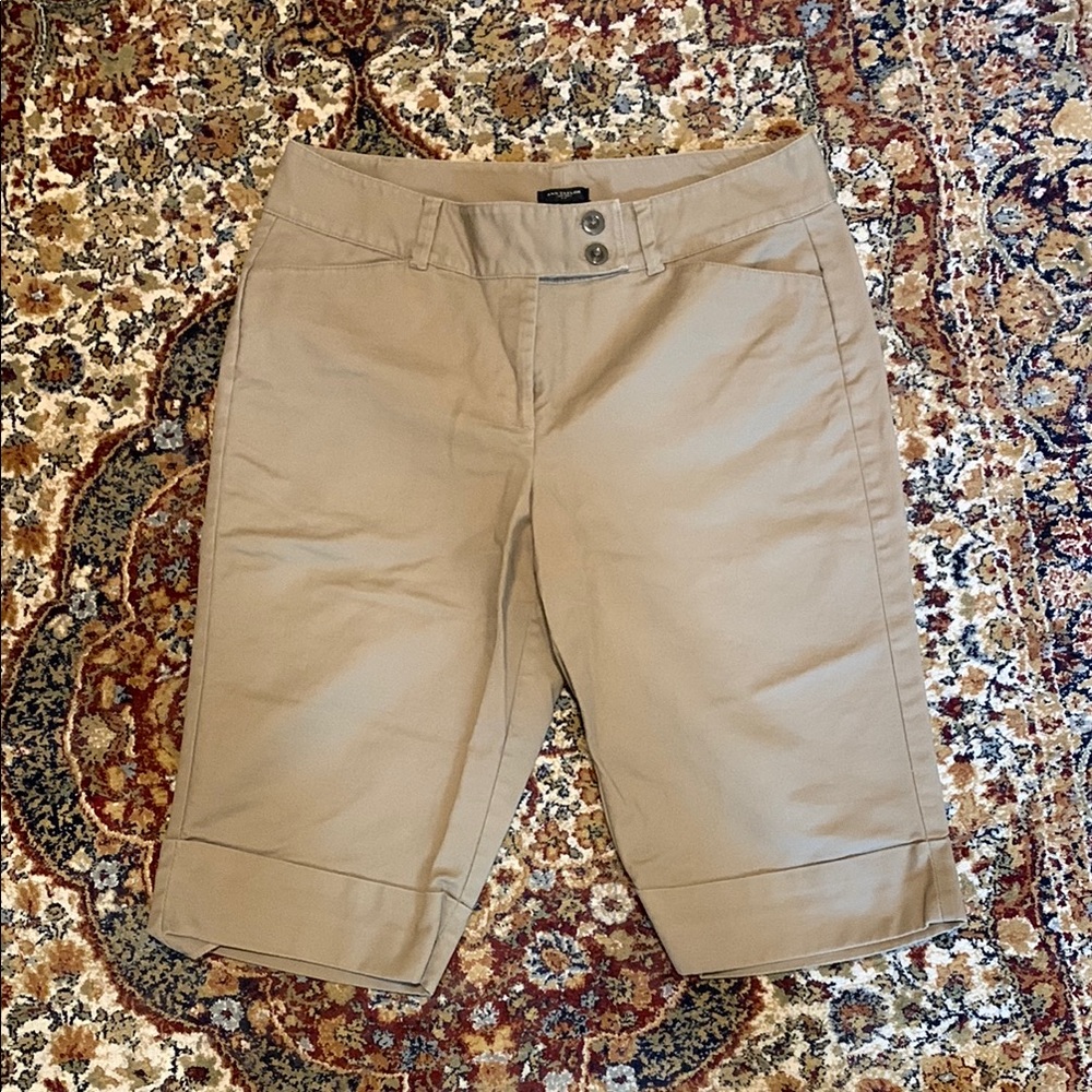 Ann Taylor Tan Women's Knee Length Shorts